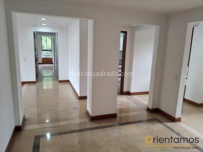 Apartamento en venta en El Poblado, Medellín · foto 18 de 20