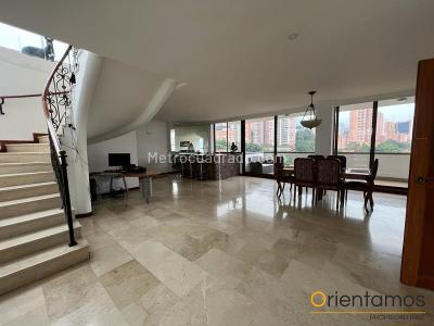 Apartamento de 4 alcobas en venta en El Poblado, Medellín, 405 m² · foto 2 de 20