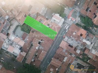 Casa de 5 alcobas en venta en Boston, Medellín, 712 m² · foto 5 de 5
