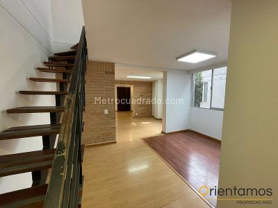Apartamento de 2 alcobas en venta en El Poblado, Medellín, 98 m² · foto 2 de 17