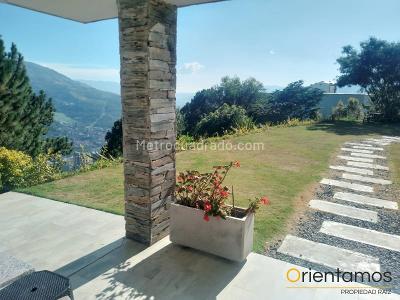 Casa de 4 alcobas en venta en Bello, Bello · foto 5 de 20