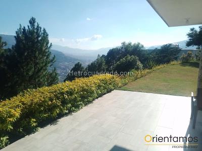 Casa de 4 alcobas en venta en Bello, Bello · foto 7 de 20