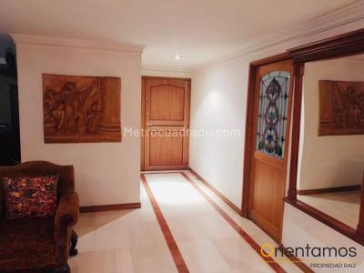 Apartamento de 3 alcobas en venta en La Florida, Medellín, 207 m² · foto 5 de 20