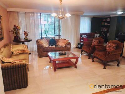 Apartamento de 3 alcobas en venta en La Florida, Medellín, 207 m² · foto 6 de 20