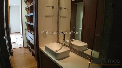 Apartaestudio en arriendo en El Poblado, Medellín · foto 10 de 18