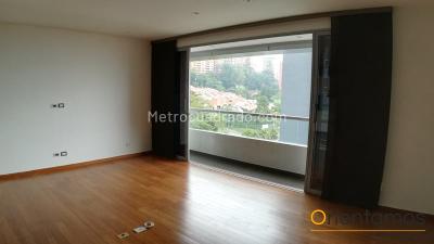 Apartaestudio en arriendo en El Poblado, Medellín · foto 8 de 18