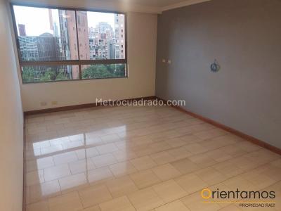 Apartamento de 3 alcobas en venta en Castropol, Medellín, 165 m² · foto 13 de 20