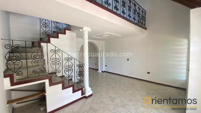 Casa de 3 alcobas en venta en Altos De La Colina, Rionegro, 250 m² · foto 4 de 20