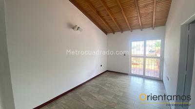 Casa de 3 alcobas en venta en Altos De La Colina, Rionegro, 250 m² · foto 17 de 20