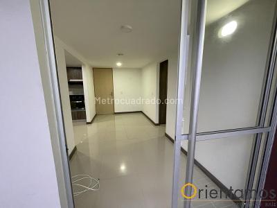Apartamento de 3 alcobas en venta en Fontibon, Rionegro, 57 m² · foto 3 de 18