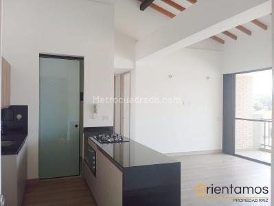 Apartamento de 2 alcobas en venta en Gualanday, Rionegro, 80 m² · foto 2 de 12