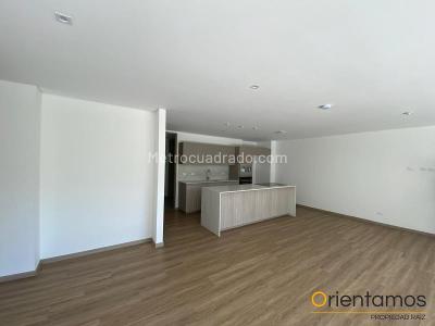 Apartamento de 2 alcobas en venta en Vereda Sajonia, Rionegro, 159 m² · foto 3 de 13