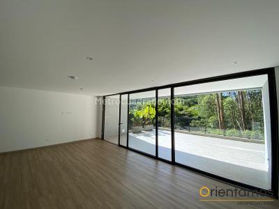Apartamento de 2 alcobas en venta en Vereda Sajonia, Rionegro, 159 m² · foto 11 de 13
