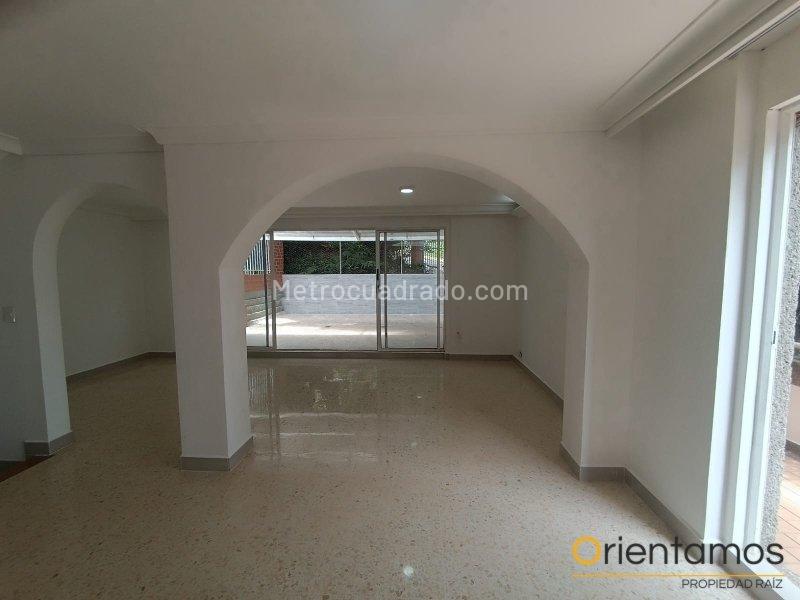 Casa en Arriendo, Castropol, Medellín - Widok 2