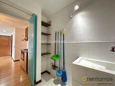 Apartaestudio en arriendo en Los Balsos, Medellín, 70 m² · foto 6 de 17