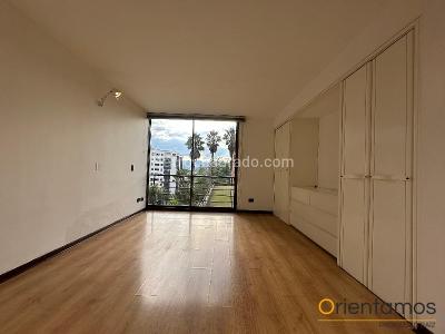 Apartaestudio en arriendo en Los Balsos, Medellín, 70 m² · foto 10 de 17
