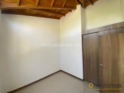 Casa de 4 alcobas en venta en Vegas De La Calleja, Rionegro, 120 m² · foto 11 de 13