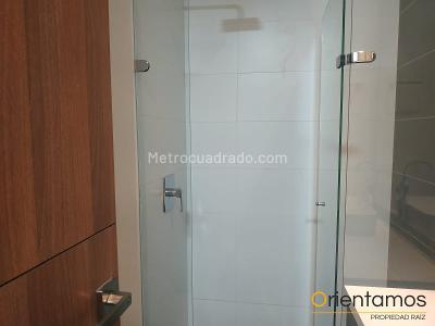 Apartaestudio en arriendo en El Poblado, Medellín · foto 8 de 11