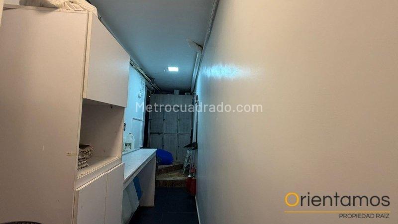 Edificio de Apartamentos en Arriendo, El Poblado, Medellín - Widok 5