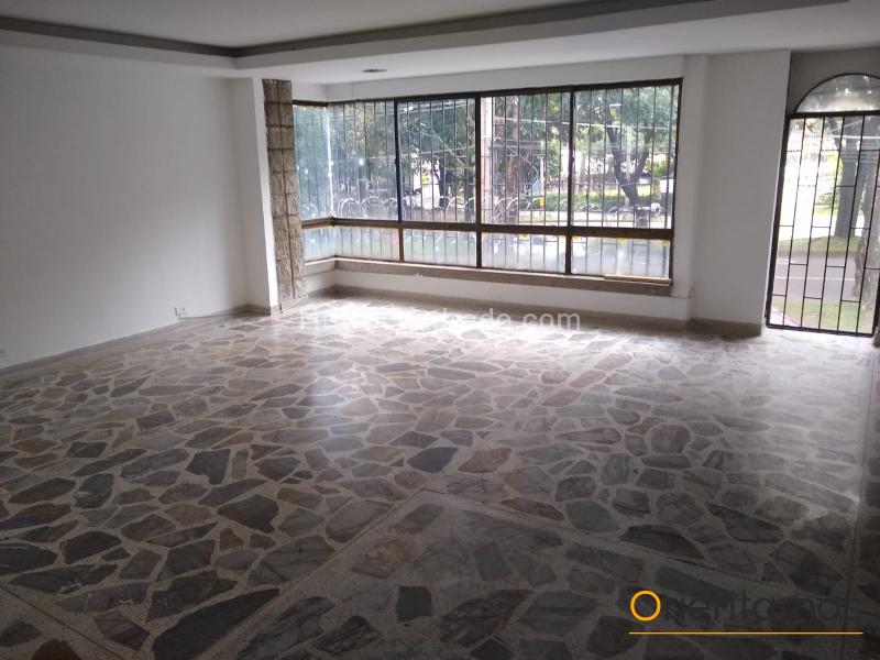 Bodega en Arriendo, Aguacatala, Medellín - Más