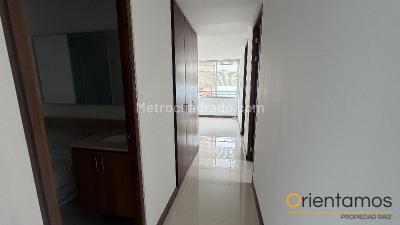 Apartamento de 3 alcobas en arriendo en Las Palmas, Medellín, 87 m² · foto 6 de 14
