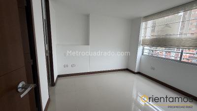 Apartamento de 3 alcobas en arriendo en Las Palmas, Medellín, 87 m² · foto 13 de 14