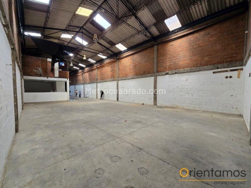 Bodega en Arriendo, Chagualo, Medellín - Widok 3