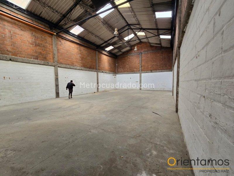 Bodega en Arriendo, Chagualo, Medellín - Widok 4