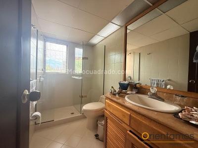 Apartamento de 3 alcobas en venta en Los Balsos, Medellín, 185 m² · foto 13 de 20