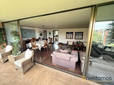 Apartamento de 3 alcobas en venta en Los Balsos, Medellín, 185 m² · foto 4 de 20