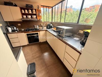 Apartamento de 3 alcobas en venta en Los Balsos, Medellín, 185 m² · foto 7 de 20