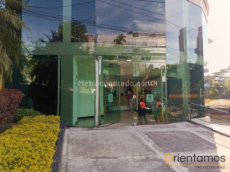 Local Comercial en Arriendo, El Poblado, Medellín - Vista 2