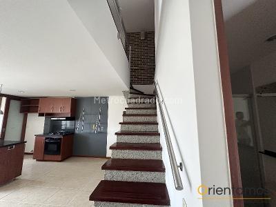 Apartamento de 2 alcobas en arriendo en El Poblado, Medellín, 75 m² · foto 4 de 10