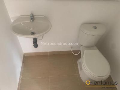 Apartamento de 2 alcobas en venta en Centro De Rionegro, Rionegro, 76 m² · foto 7 de 12