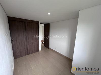Apartamento de 2 alcobas en venta en Centro De Rionegro, Rionegro, 76 m² · foto 8 de 12