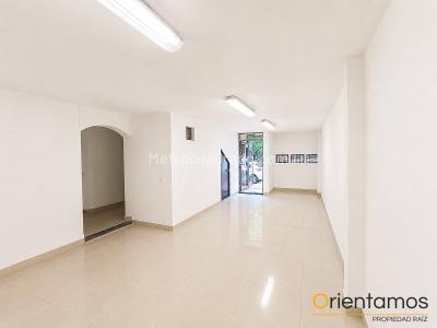 Casa de 4 alcobas en arriendo en Belen Nogal, Medellín, 225 m² · foto 4 de 20