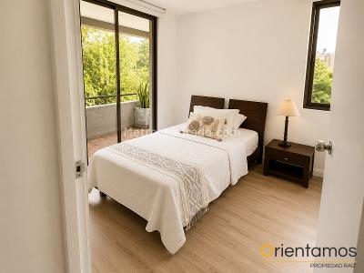 Apartamento de 2 alcobas en arriendo en El Poblado, Medellín, 111 m² · foto 10 de 18