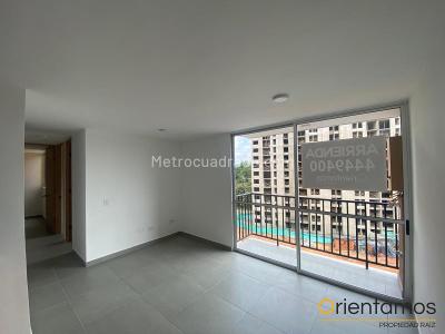 Apartamento de 3 alcobas en venta en Cimarronas, Rionegro, 56 m² · foto 8 de 9