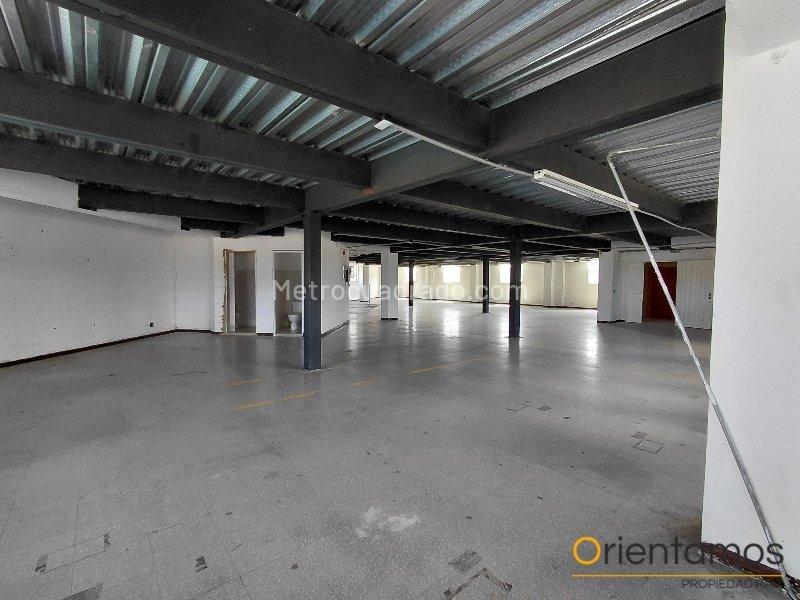 Bodega en Arriendo, Guayabal, Medellín - Más