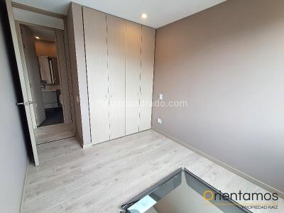 Apartamento de 2 alcobas en arriendo en El Poblado, Medellín, 78 m² · foto 8 de 20