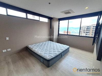 Apartamento de 2 alcobas en arriendo en El Poblado, Medellín, 78 m² · foto 9 de 20