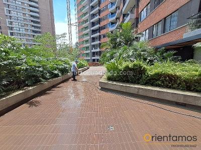 Apartamento de 2 alcobas en arriendo en El Poblado, Medellín, 78 m² · foto 20 de 20