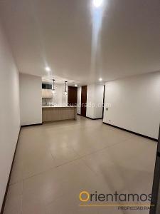 Apartamento en arriendo en El Poblado, Medellín · foto 2 de 20