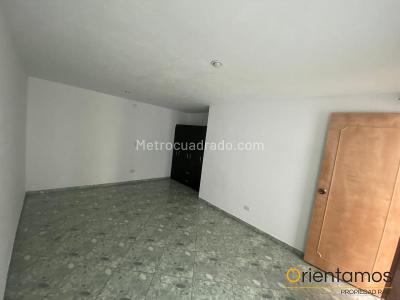 Casa de 4 alcobas en venta en San Antonio De Pereira, Rionegro, 182 m² · foto 10 de 20