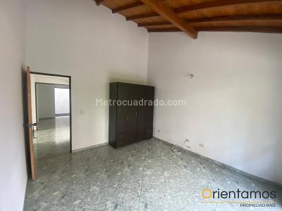 Casa de 4 alcobas en venta en San Antonio De Pereira, Rionegro, 182 m² · foto 14 de 20