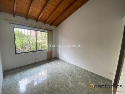 Casa de 4 alcobas en venta en San Antonio De Pereira, Rionegro, 182 m² · foto 15 de 20