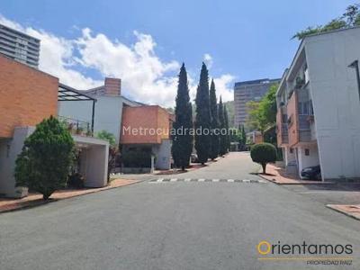Casa en Arriendo, El Poblado, Medellín
