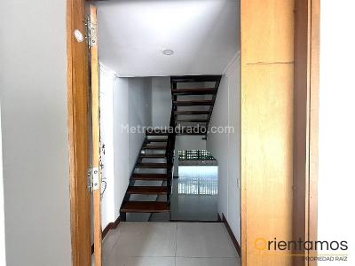 Casa en arriendo en El Poblado, Medellín · foto 5 de 19