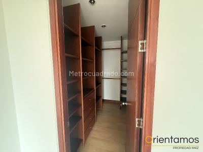 Casa en arriendo en El Poblado, Medellín · foto 12 de 19