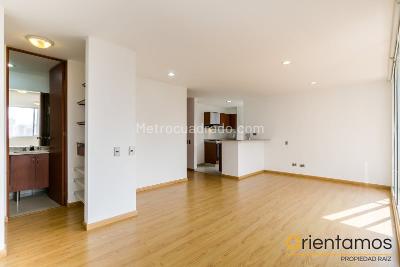 Apartaestudio en arriendo en El Poblado, Medellín, 44 m² · foto 3 de 8